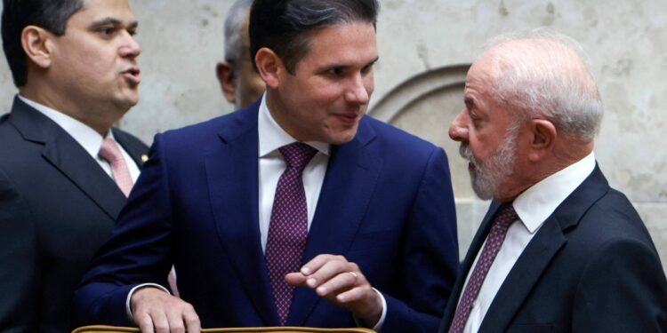 6×1: Empresários tentam enterrar PEC e pedem adiamento – 26/05/2026 – Economia