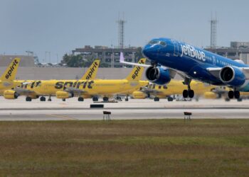 Aéreas de baixo custo expandem após fim da Spirit Airlines – 25/05/2026 – Economia